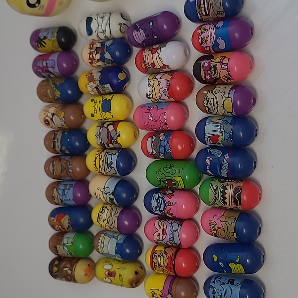 Mighty beanz 43pcs and nestle 2beanz total 45pcs